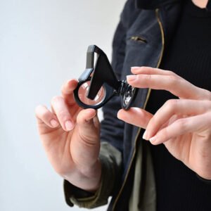 Bitmore Foldable Virtual Reality Eye Snap Glasses for Smartphones - Image 3